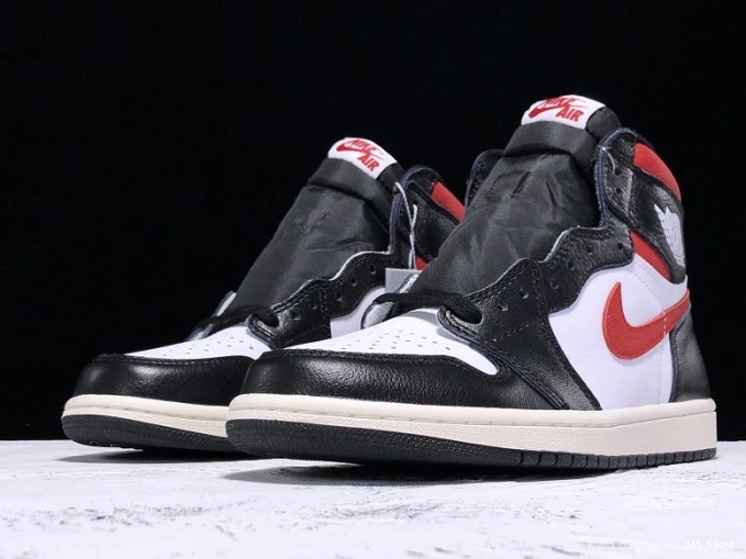 - OG Air 1 'Gym Retro 061 High 555088 Jordan Red' 0702